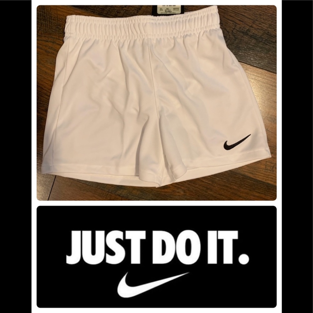 Nike Dri-Fit Football/Soccer shorts youth XS NWT